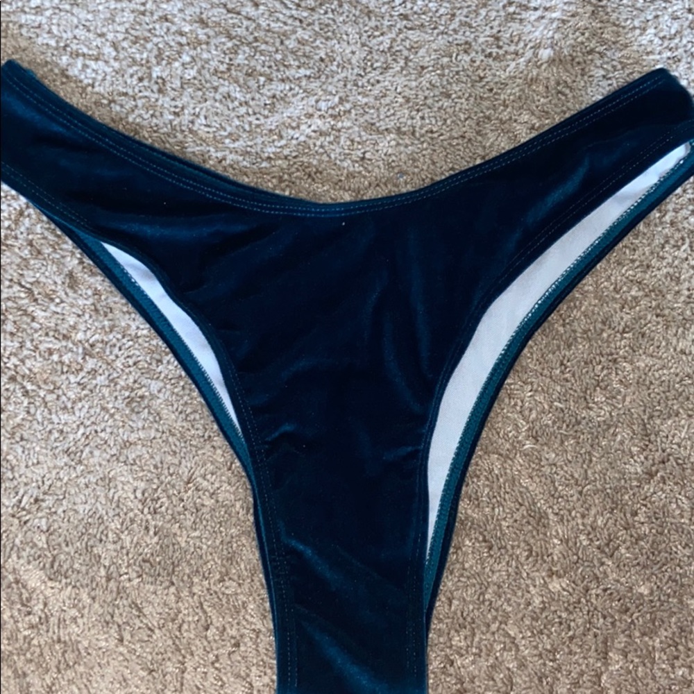 BRAND NEW NEVER WORN Velvet cheeky bikini bottom